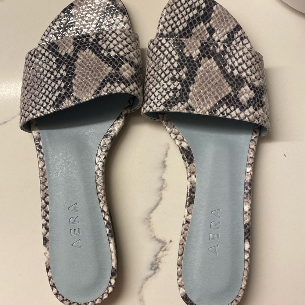Aera vegan leather sandals size 37